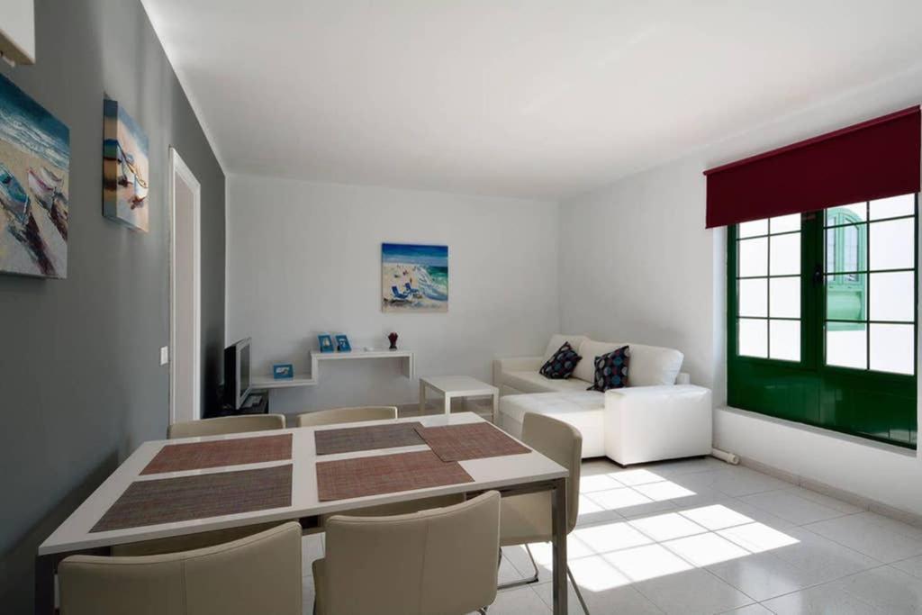 Vrys Apartment Close To The Beach Puerto del Carmen  Bagian luar foto